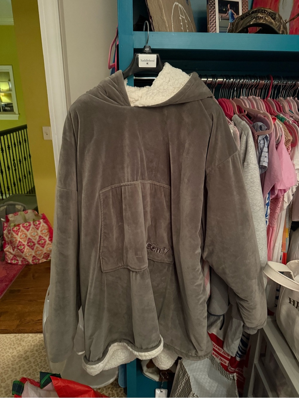 Cozy Hooded Sherpa Poncho - Gray